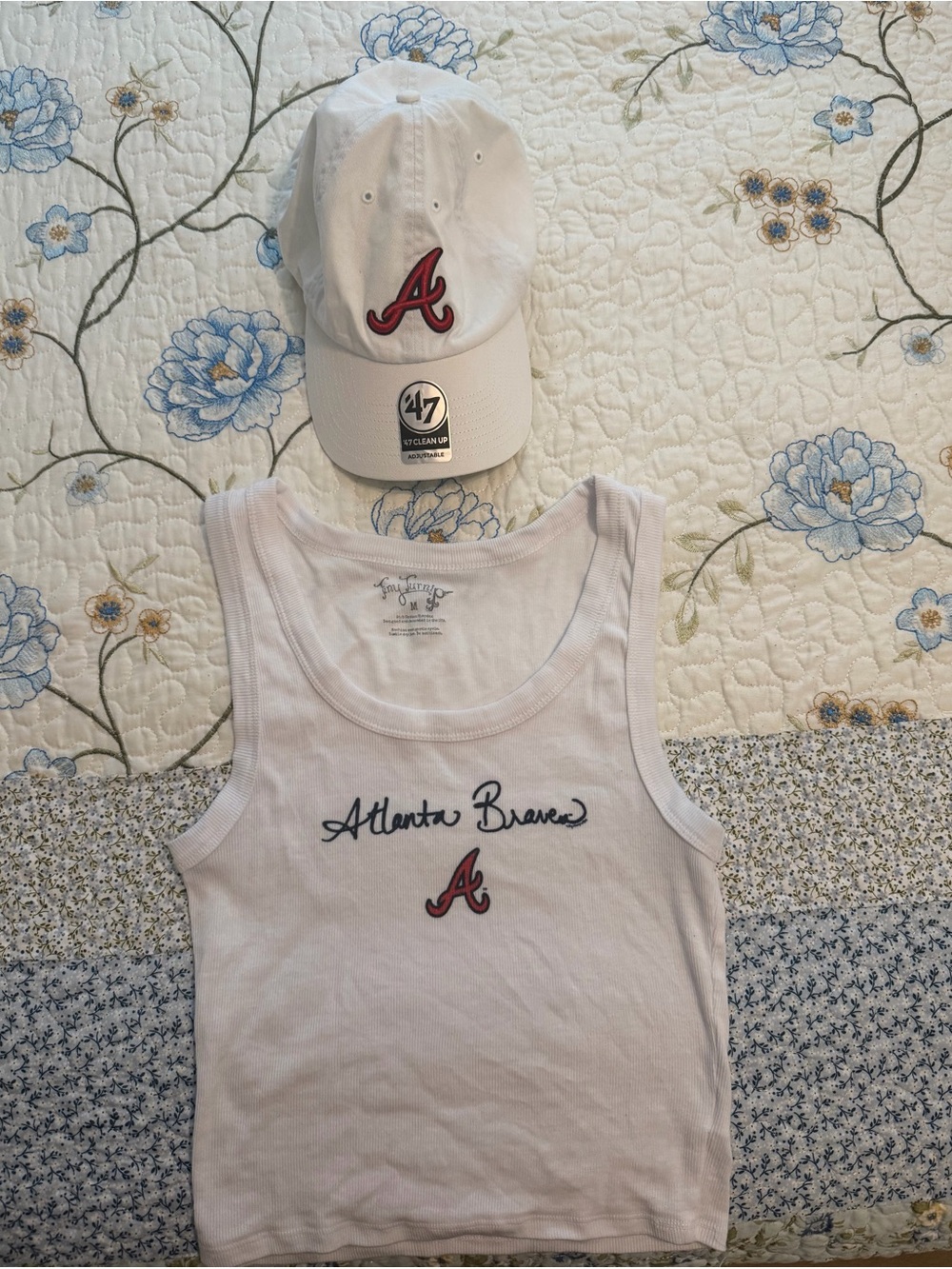 Atlanta Braves White Tank Top & Cap Set
